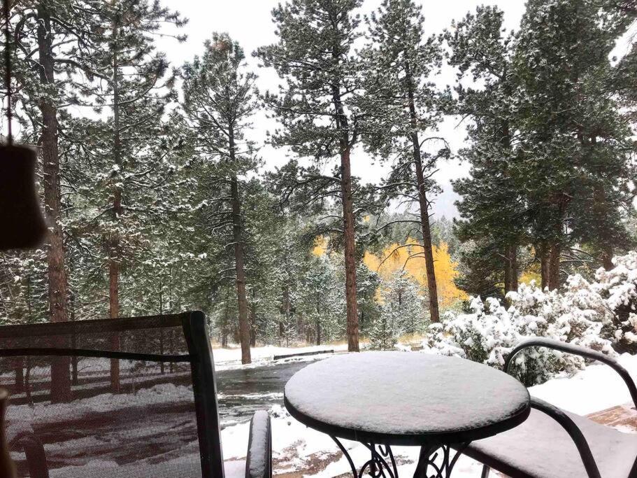 Private Hot Tub Overlooking Pikes Peak وودلاند بارك المظهر الخارجي الصورة